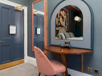 Pass the Keys Stunning Room in Central Bath, Bath (photo 5)