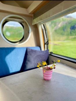 Enkel, romslig og kul campingvogn, Moskenes (fotografie 3)