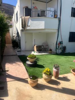 יחידית דיור משופצת עם גינה ומקלט - היחידה בגליל, Kirjat Šmona (fotografie 2)