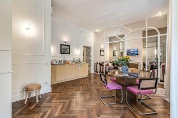 Piazza Venezia Luxe Apartment, Rome (photo 2)