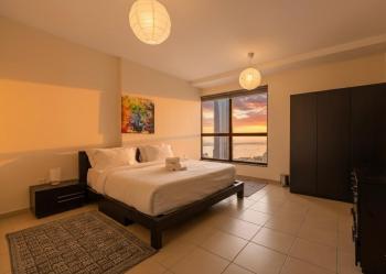Stylish JBR Apartment, Steps from the Beach, Dubai (photo 4)