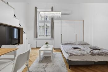 Moderný prezidentský apartmán vedľa paláca s výhľadom, Bratislava (fotografie 3)