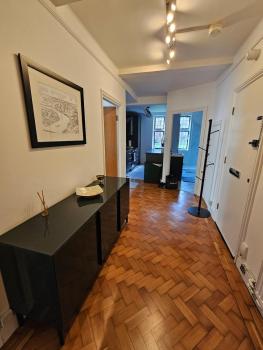 Bright & Modern 2 Bed Flat in South London, South Norwood (фото 2)