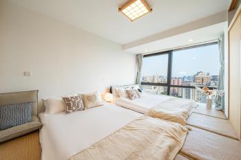 XuRi - East-Aesthetic Downtown Dwelling with Multi-Guest Capacity, Shanghai (foto 2)
