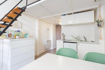 Art de Recevoir - Le Petit Duplex Cosy proche Métro D Vaise, Lyon (Foto 3)