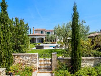 Villa in Baderna with Private Pool, Бадерна (фото 5)