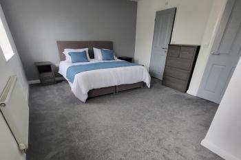 4 Bedroom Home - Sleeps 7 Pet Friendly & Parking, Manchester (foto 3)