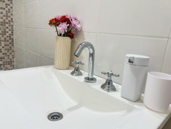 RentUp - Palermo Studio con Balcón, Luz Natural y Metro D a 1 cuadra, Buenos Aires (photo 3)