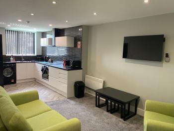 The Meadows - Flat 1, Manchester (photo 2)