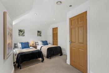 The Roman Bath Apartments - The Bridgeton, Bath (photo 5)