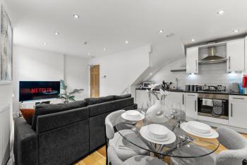 The Roman Bath Apartments - The Bridgeton, Bath (photo 3)