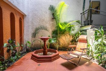 Colonial Villa in Laureles, Unique&Special House, Медельин (фото 3)