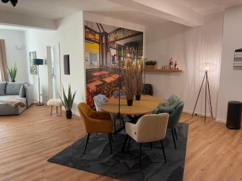ANER 7 luxuriöses Familienapartment für bis zu 6 Personen mit kleinem Heimkino, Drezno (zdjęcie 5)