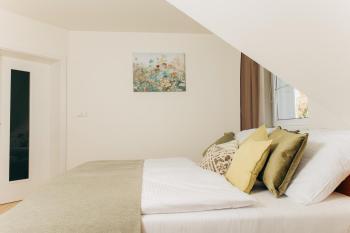DiamondVilla, 4 bedroom Apartment, garden & spa, Praga (foto 4)
