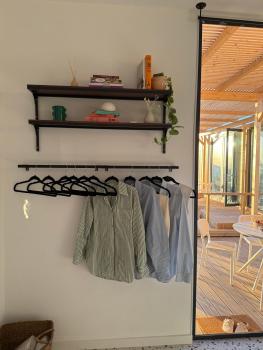 Modern Tiny House with Big Comfort, Эштомбар (фото 5)