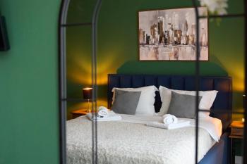 Nest & Rest Apartment - Wi-Fi & Free Parking, Văleni (фото 2)
