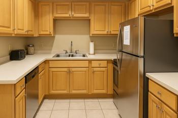 King Suite Playhouse SQ DT, RockHall, CSU, Clinic, Cleveland (photo 3)