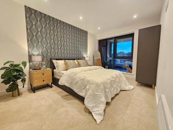 Unique 2-Bed, 2-Bath Apartment with Private Terrace, Near Leeds Bus Station & City Centre, Leeds (fotografie 2)