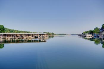Pool & Lake Access! 3rd-Floor Osage Beach Retreat, Osage Beach (fotografie 4)