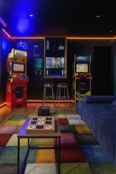 GameRoom & Cinéma - Parking Privé, Lorient (foto 3)