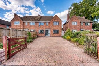 NEW! 4BR by Warwick Castle with Driveway, Near M40, Warwick (fotografie 2)