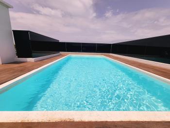 The 28 Triangle d'Or by IB Signature - Stylish two-Bedroom flat - Wifi, Self Check-in, Day and Night Security, Terrace, Swimming pool, free parking close to all facilities, Casablanca (foto 5)