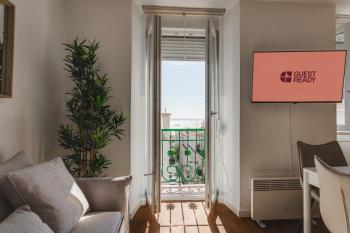 GuestReady - Captain's residence 3D near Alfama, Лиссабон (фото 3)