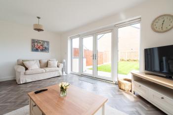 4-bedroom New House Near City Centre, Manchester (photo 3)
