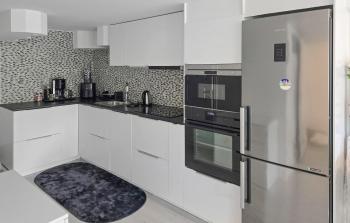 2 Bedroom Cozy Home In Skärholmen, Stockholm (photo 4)
