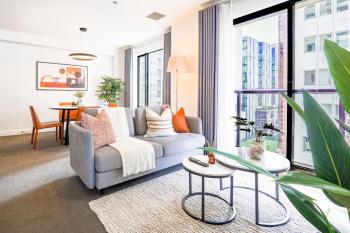 Large Stylish 1BR Apartment with Parking in CBD, Auckland (photo 2)