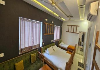 Hotel 1947 & Labella Rooftop Cafe, Pushkar (foto 4)
