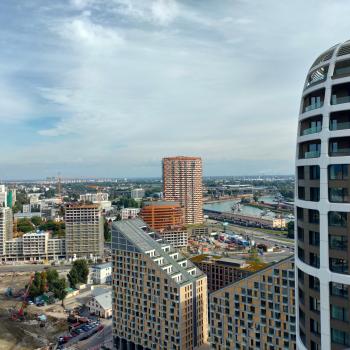 Sky Park 26th floor free parking free Wi-Fi, Bratislava (Foto 5)