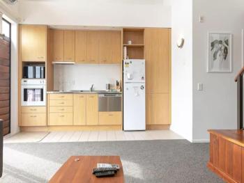Roomy Loft 2 Bedroom with Free Parking Zodiak Stays, Auckland (zdjęcie 5)