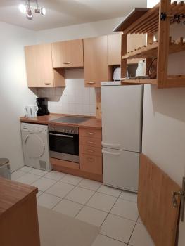 2 x Apartments bei Augsburger Platz 1x Nr 5 - Studio Apartment mit Balkon und Parkplatz und 1 x Nr5-B - 2 ZW ohne Balkon und Parkplatz, Stuttgart (photo 2)