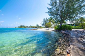 Fingertip - Beach Bungalow in Cayman Kai, Driftwood Village (zdjęcie 3)