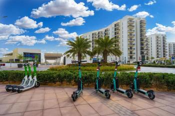 F1 - Orchid 1BR Waters Edge Canal View Yas Island - Theme Parks, Abu Dhabi (foto 2)