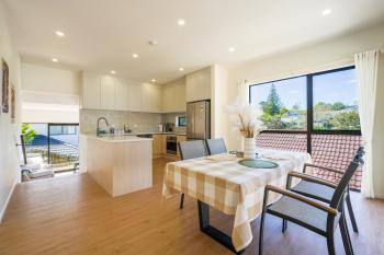 Modern 4-Bedroom Home in Glenfield, Auckland (foto 5)