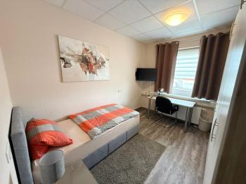GM Rooms in Laatzen bei Hannover, Hannover (Foto 4)