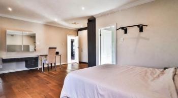 Camille Props, Durban (fotografie 4)