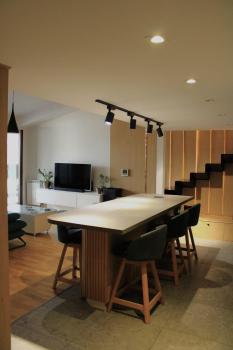 Modern Duplex Loft in Skopje City Center with 3 Bedrooms, Skopje (fotografie 3)