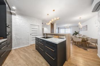 Luxury 2BR Apartment - Old Town Bratislava Center, Bratislava (Foto 2)