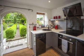2 Bed in Bath oc-bhr35, Bath (foto 4)