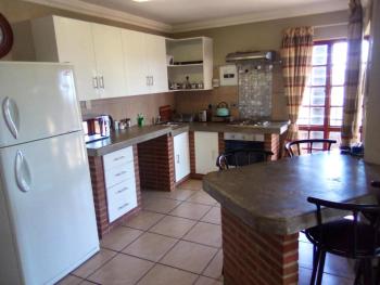 Sunset Cottage - Own Water - Own Electricity, Pretoria (photo 3)