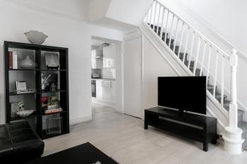 4 Bed House - Sleeps 6 - Garden Pets Wifi, Londra (foto 5)