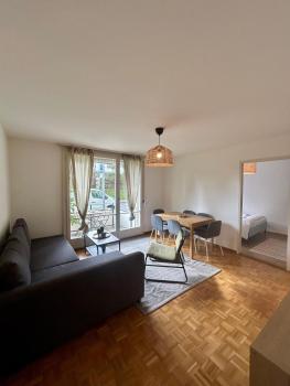 Basic Flat with Balcony in Zurich, Цюрих (фото 3)