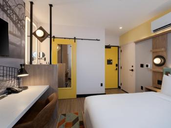 voco Astoria by IHG, New York (photo 4)