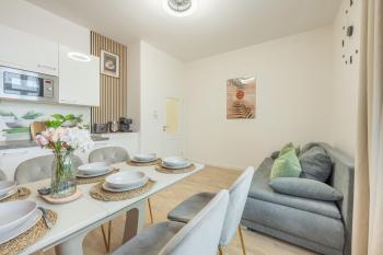 HOMELY I Central 44m2 APT I ELEVATOR I Self Check-In, Прага (фото 2)