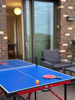 Modern 3-Bed Penthouse with Terrace & Gym, Near Canary Wharf, Weekly deals, Londres (photo 3)