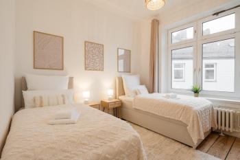 Cozy City Apartment auf 130qm mit Billardtisch für bis zu 9 Gäste, Hamburk (fotografie 2)