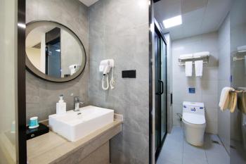 Zhangjiajie Boman Smart Hotel -10min to Forest Park East Gate & English Butler & Tour Tickets, Zhangjiajie (Foto 3)